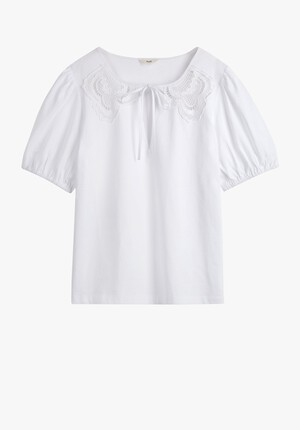 Kendria Lace Collar T-Shirt