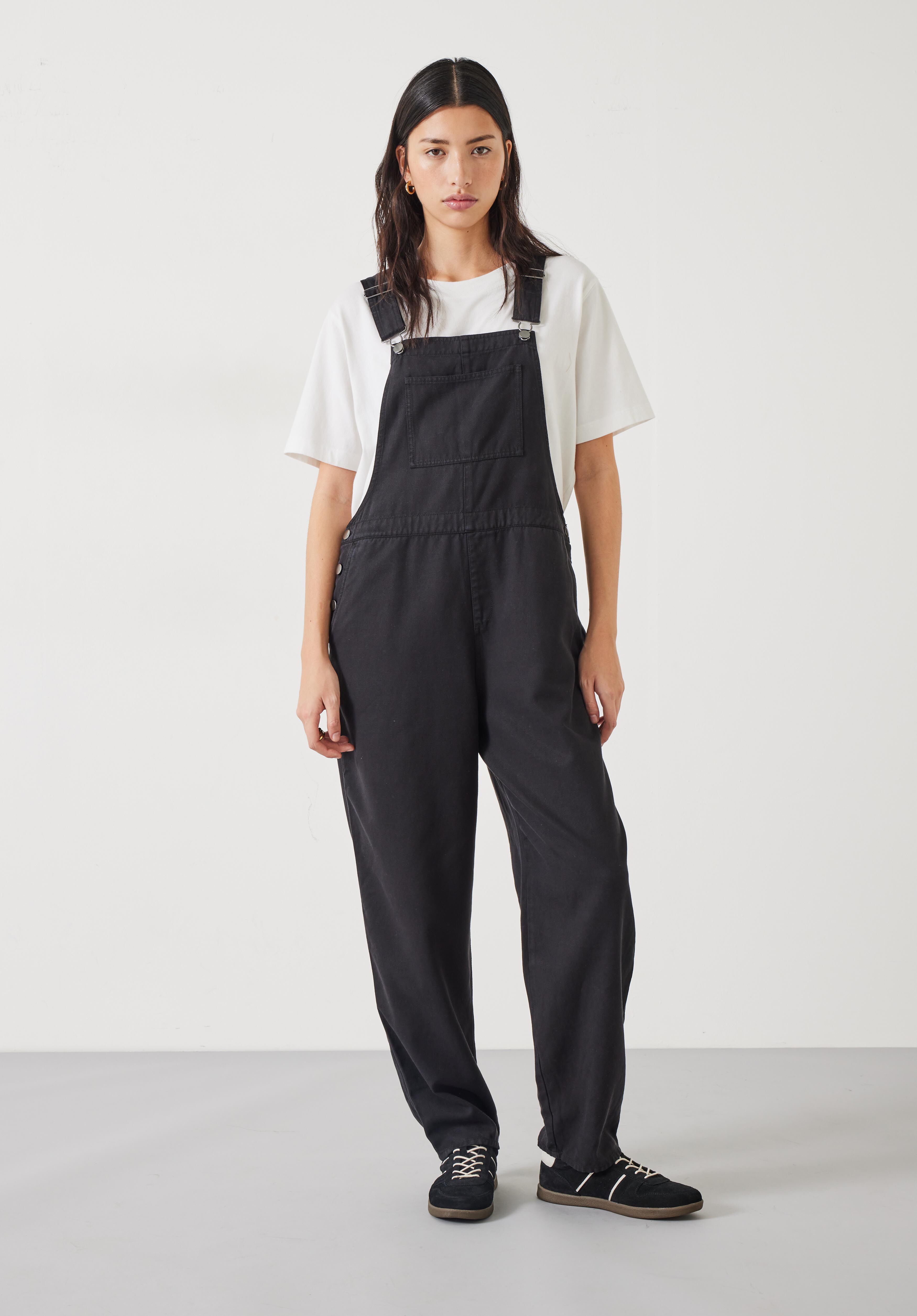 Loose black dungarees hot sale