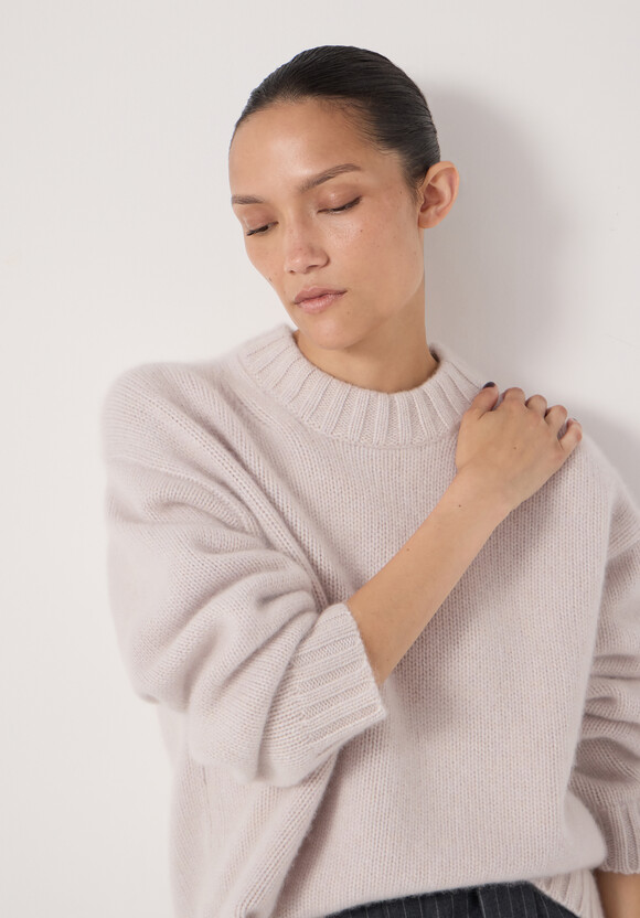 Cora Relaxed Chunky Cashmere Crew Jumper