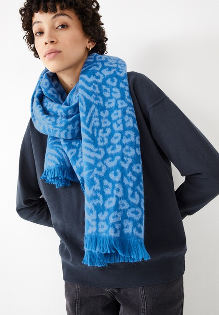 Lucetta Scarf