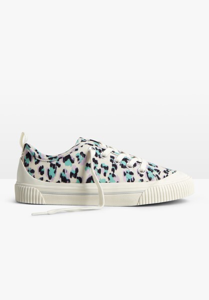 Leyton Canvas Trainers