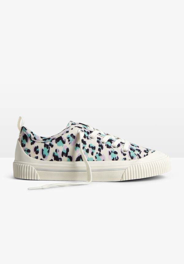 Leyton Canvas Trainers