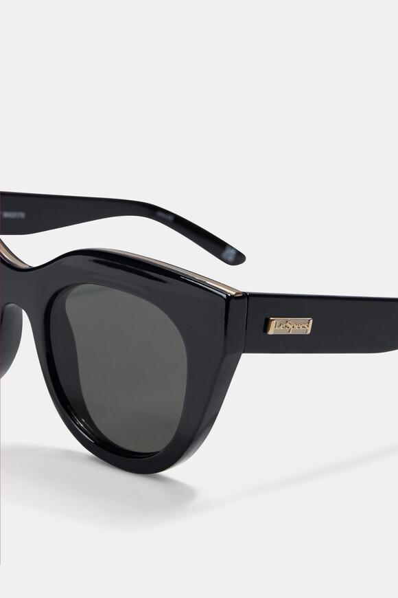 Le Specs Air Heart Sunglasses | Black | hush