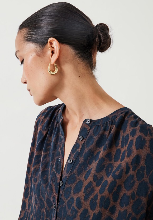 Fernanda Collarless Blouse