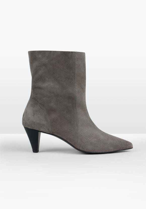 Hesper Suede Leather Boots