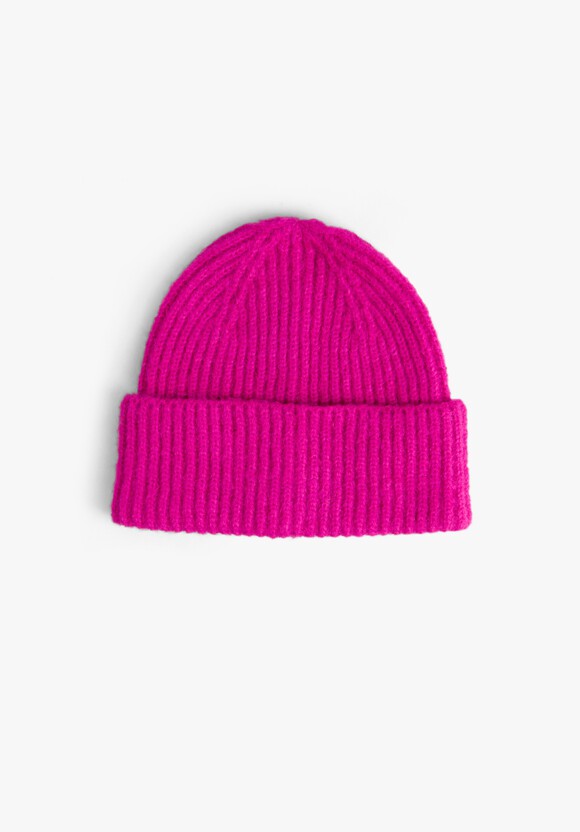 Deni Beanie