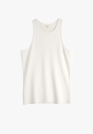 Ribbed Scoop Vest