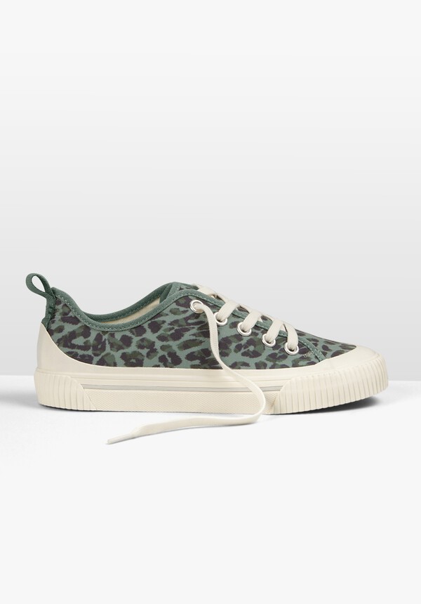 Leyton Canvas Trainers