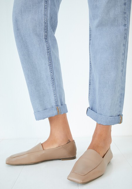 Maria Loafers