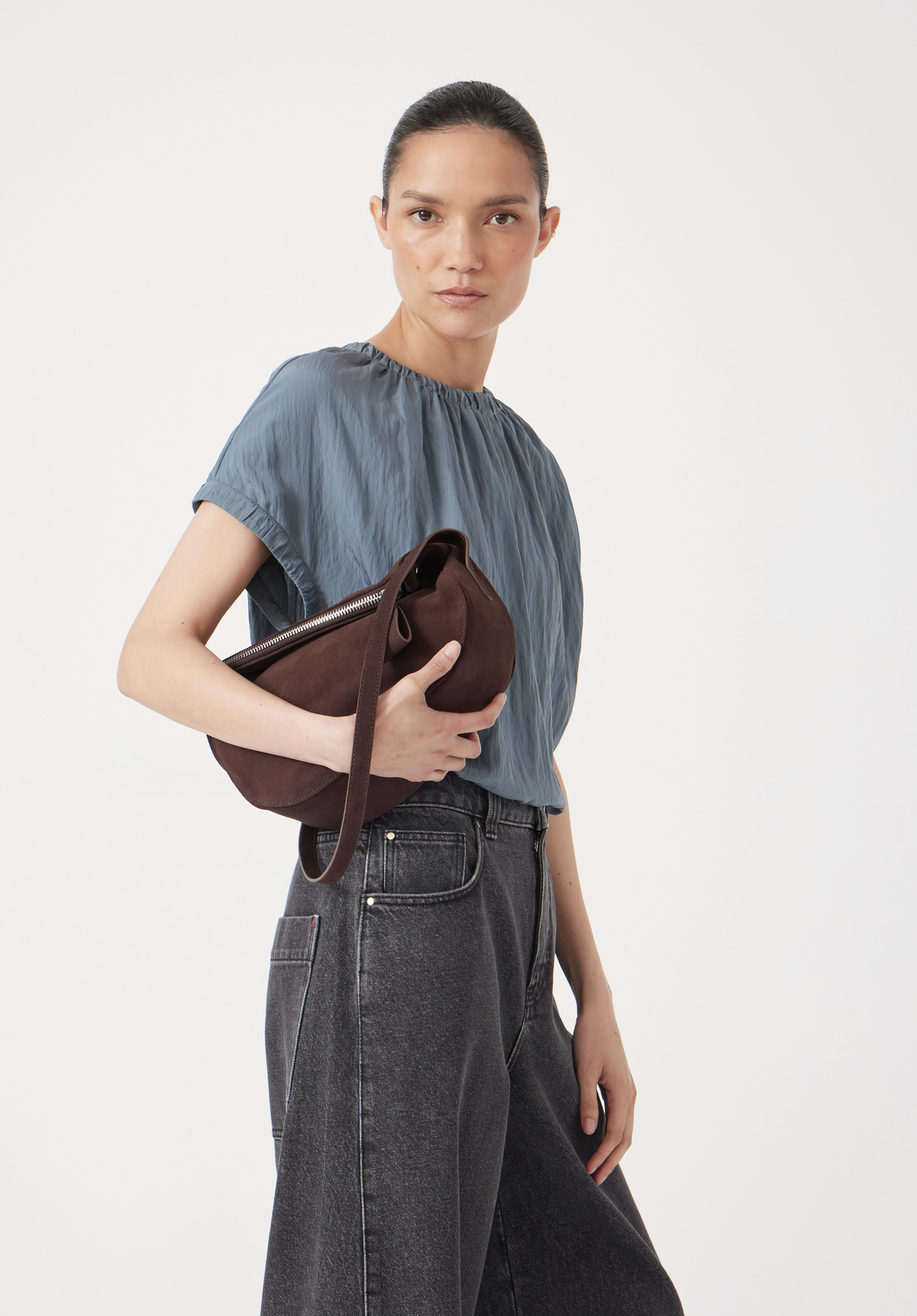 Zippy Crescent Leather Crossbody Bag | Dark Brown | hush