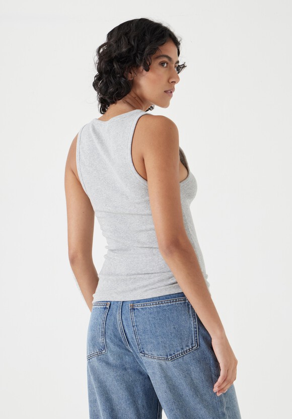 Scoop Neck Ribbed Vest