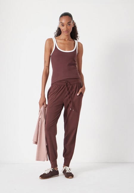 Amie Joggers