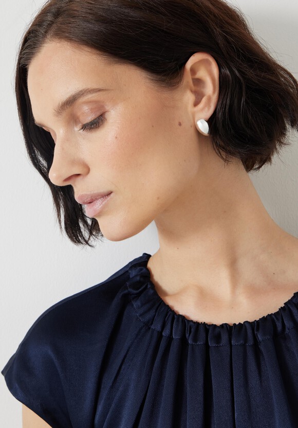 Teardrop Pendant Earrings