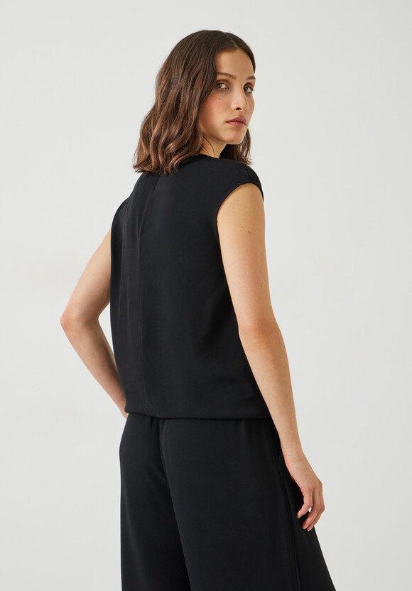 Sienna Cut-Out Detail Top