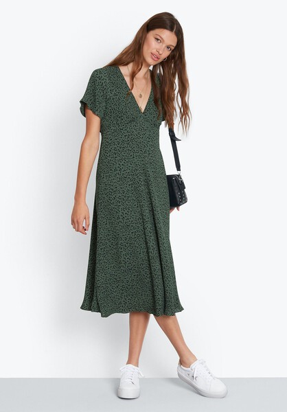 Lily Tea Dress
