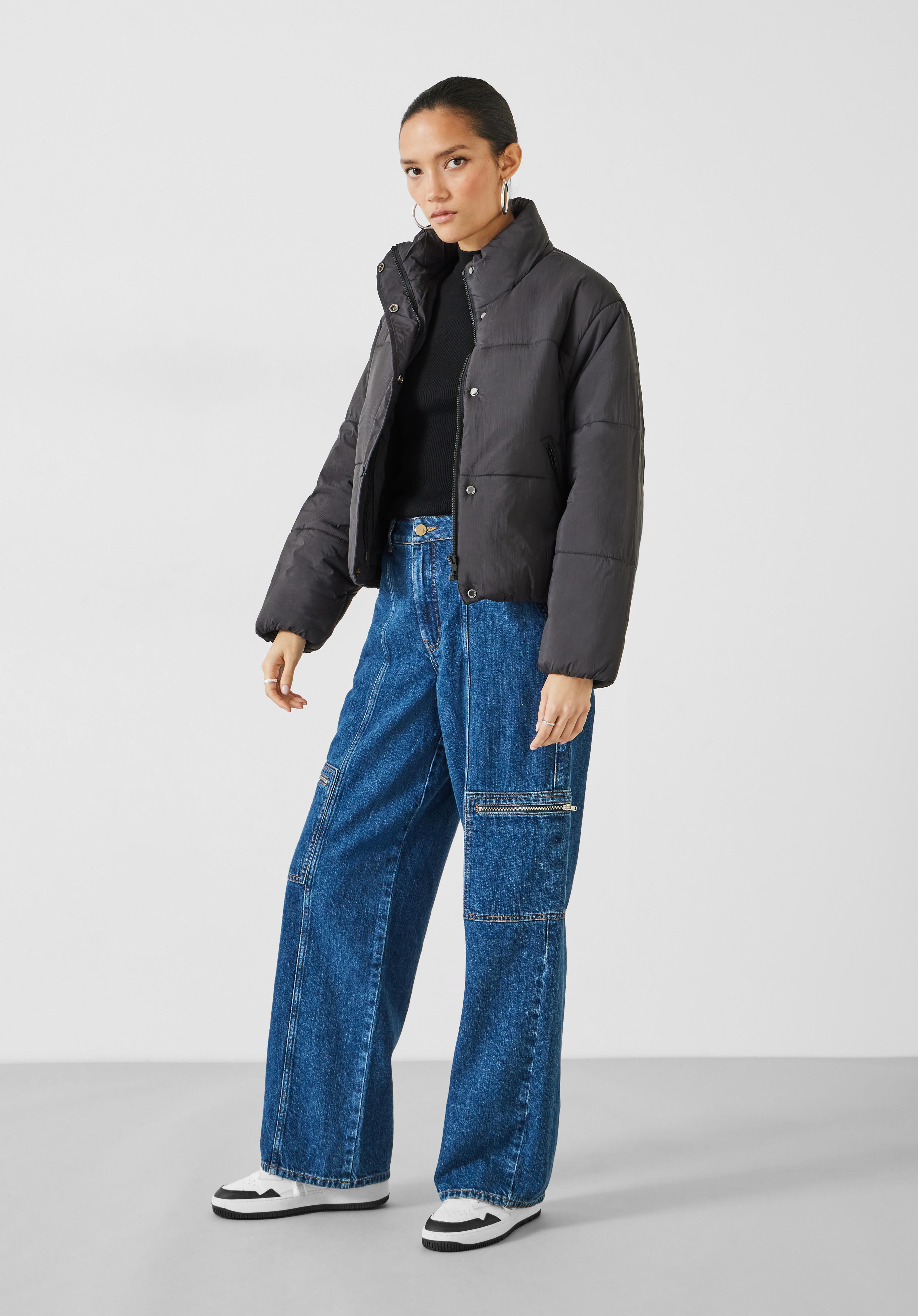 Hollis Short Puffer Black hush