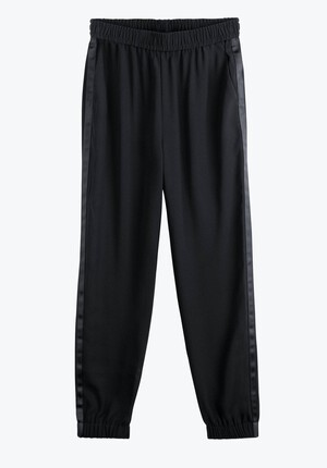 Trim Joggers