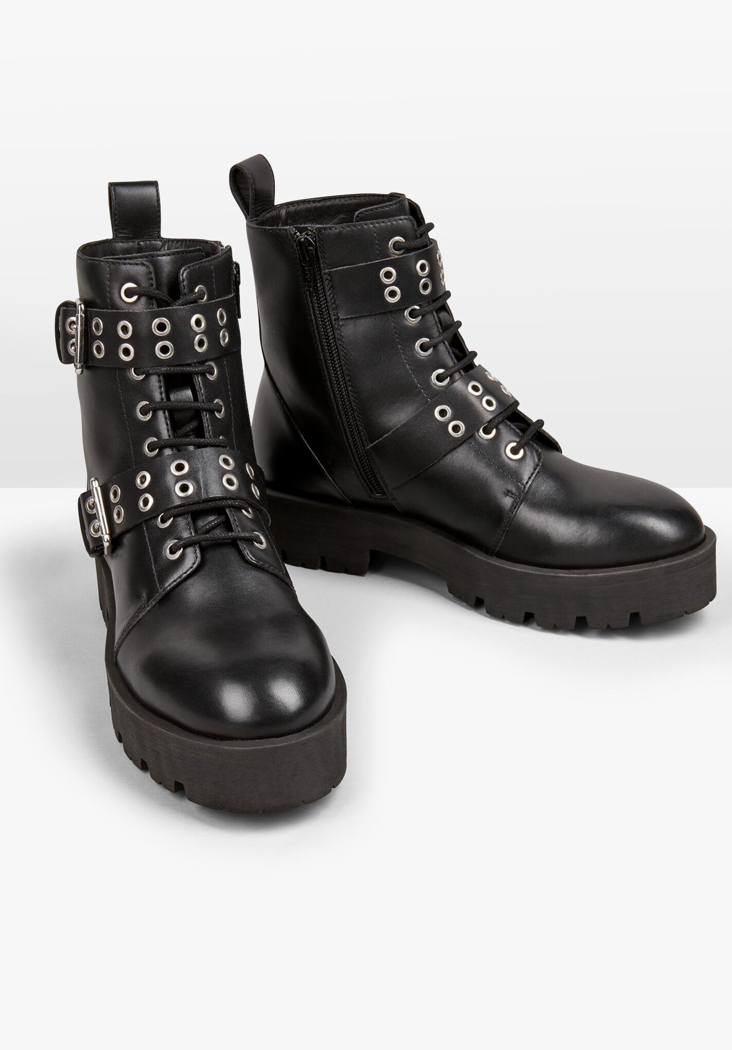 Studded leather ankle hot sale boots zara