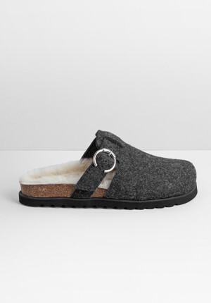 Lynton Mule Slippers