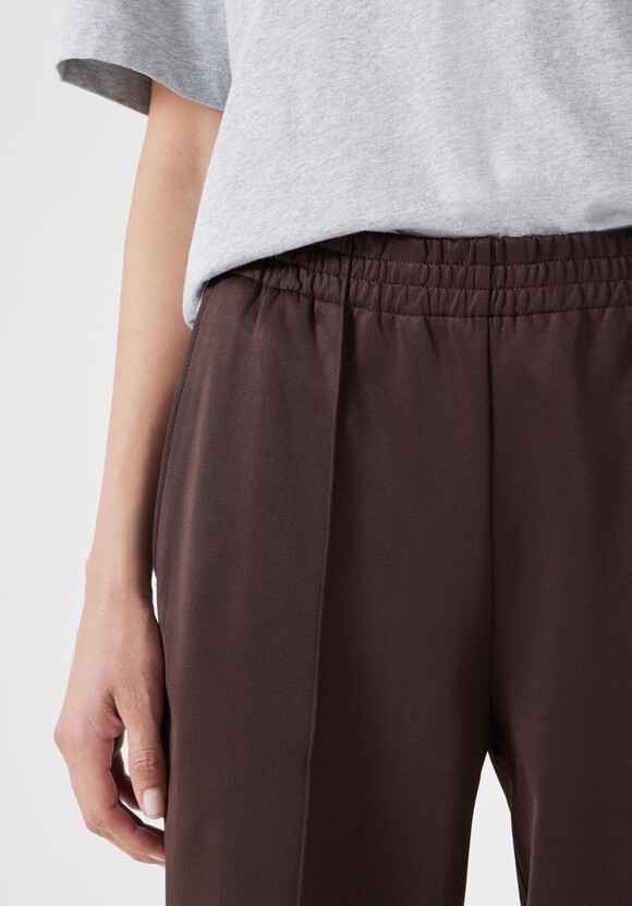Harrison Pintuck Joggers