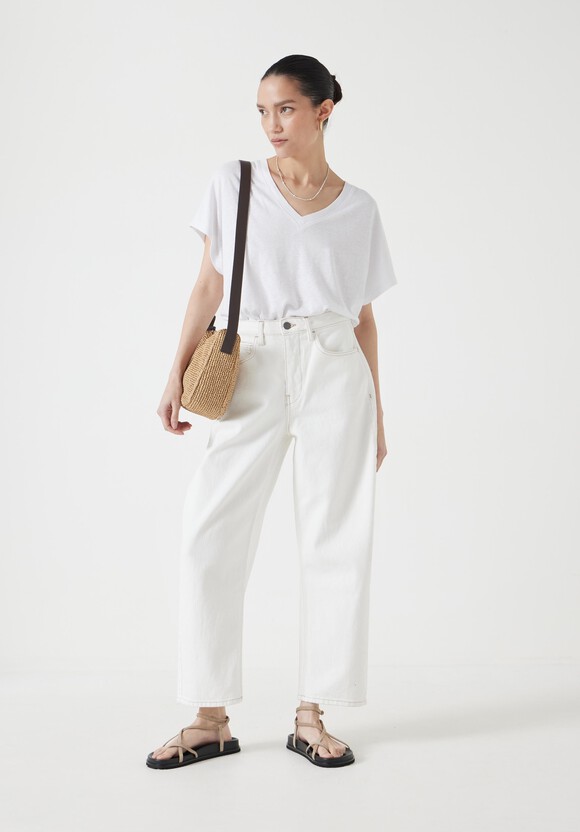 Rosalia Linen Blend V Neck T-Shirt