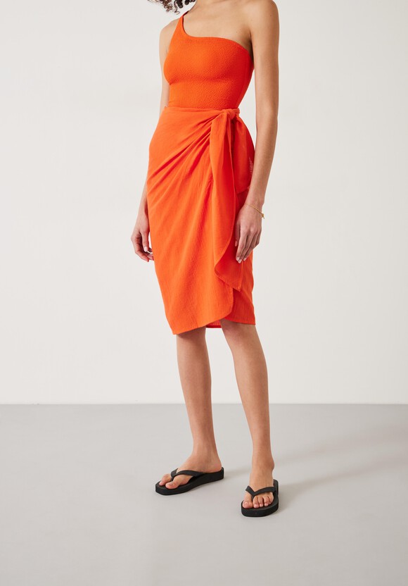 Ruby Sarong