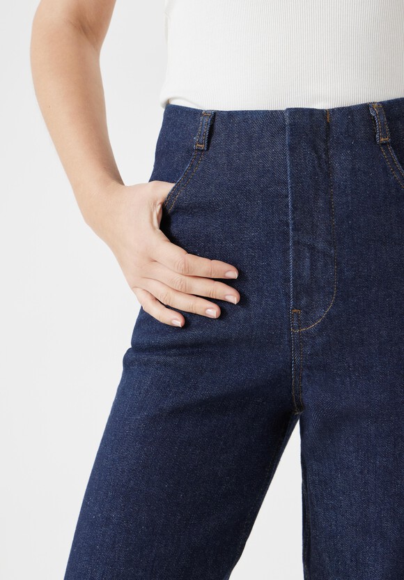 Marla Cropped Jean