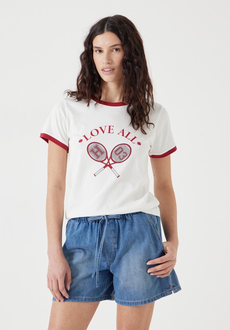 Love All Graphic T-Shirt