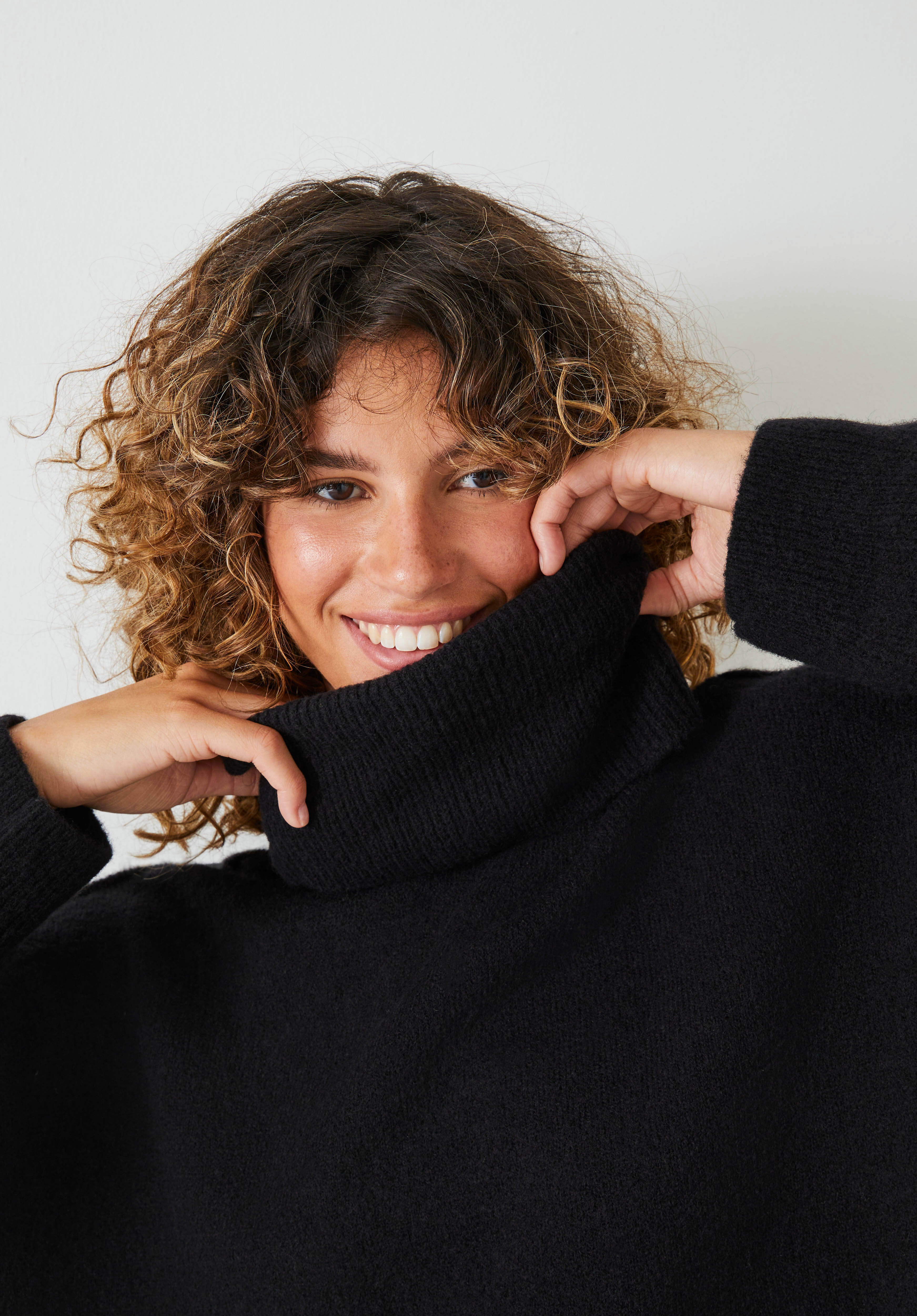 Meryl Roll Neck Wool Blend Jumper Black hush