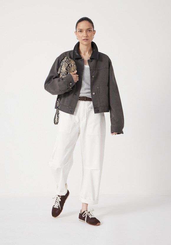 Leather Collar Cropped Jacket