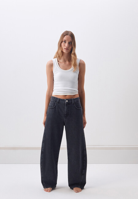 Bree Horseshoe Barrel Leg Jeans
