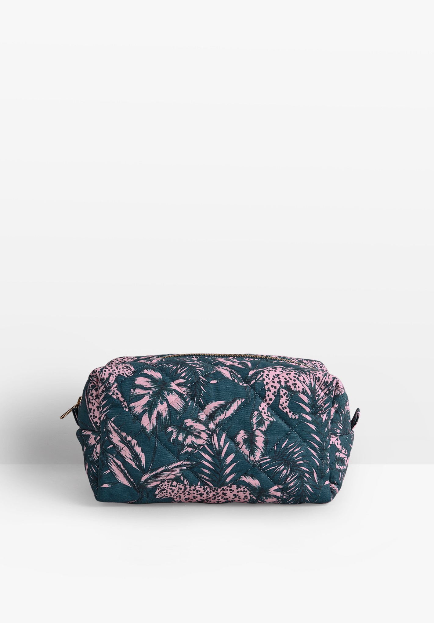 hush jungle-leopard-print Vienne Medium Wash Bag